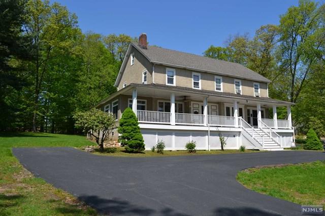 634 Mountain Avenue - Photo 1