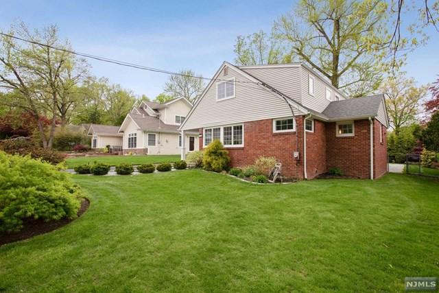 73 Woodmere Lane - Photo 1