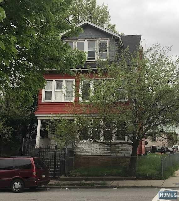 288-290 Renner Avenue - Photo 1