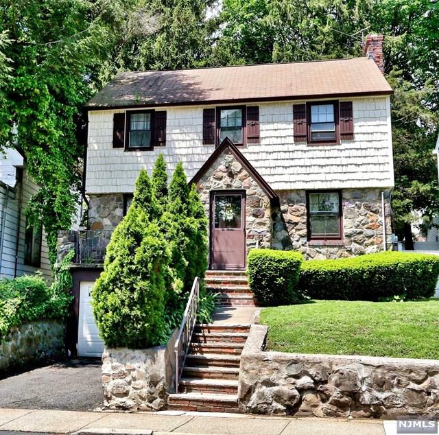 219 Hillside Terrace - Photo 1