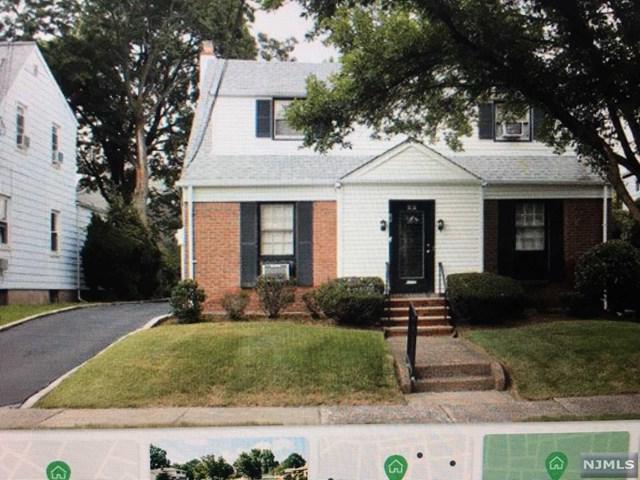15-15 Parmelee Avenue - Photo 1