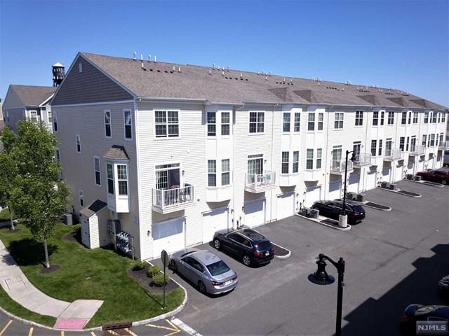 28 Holly Lane - Photo 1