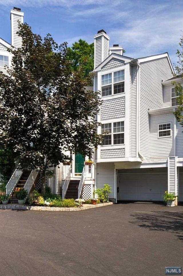1309 Grandview Court - Photo 1
