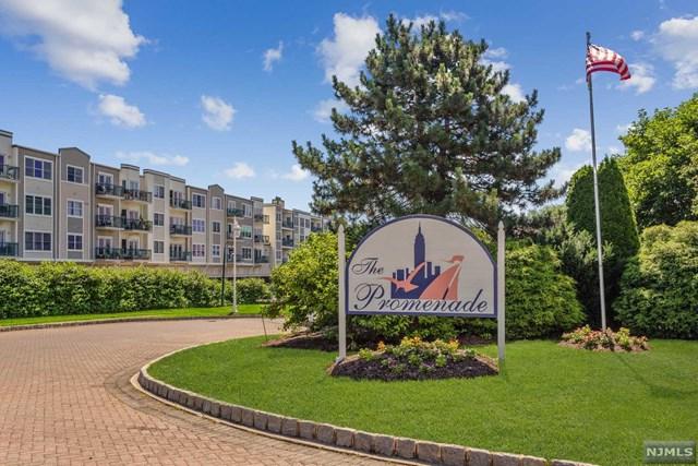342 The Promenade - Photo 1