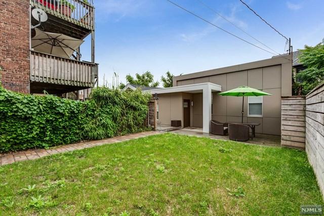 55 Edgewater Place - Photo 1