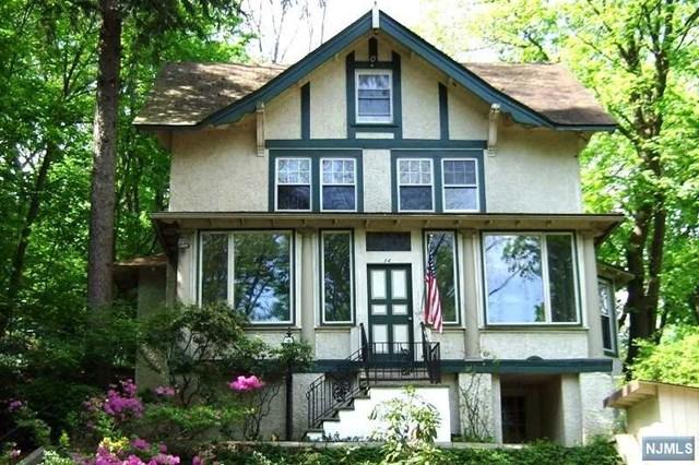 24 Summit Avenue - Photo 1