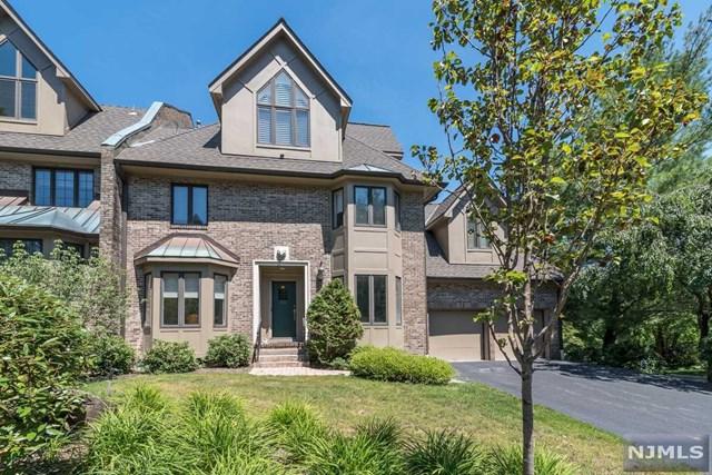 152 Ashley Place - Photo 1