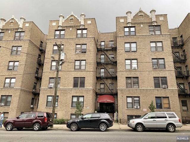2700 John F Kennedy Boulevard - Photo 1