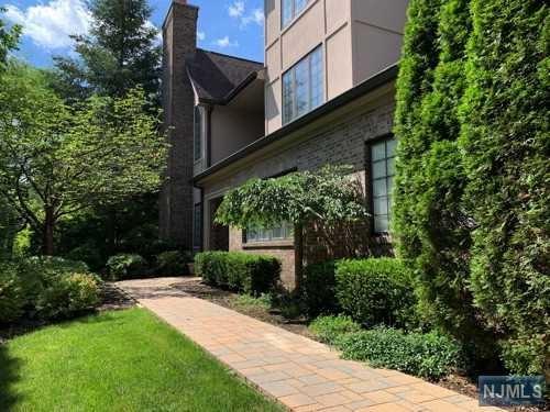 231 Cambridge Oaks - Photo 1
