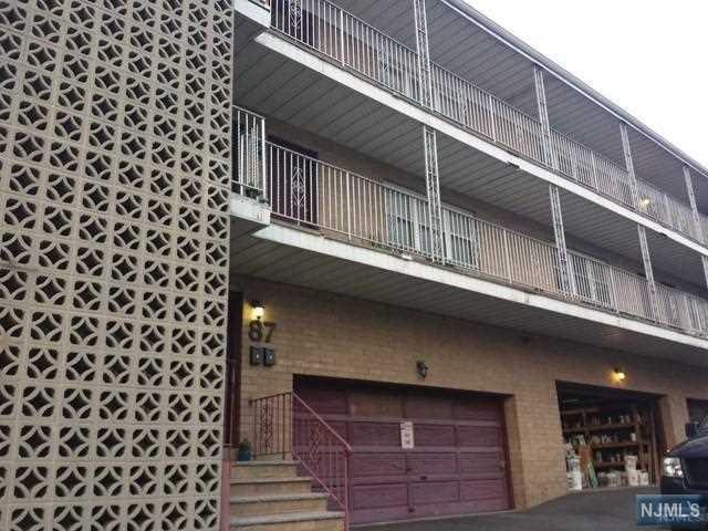 87 Central Boulevard - Photo 1