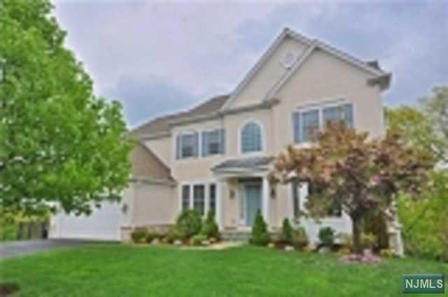 47 Continental Circle - Photo 1