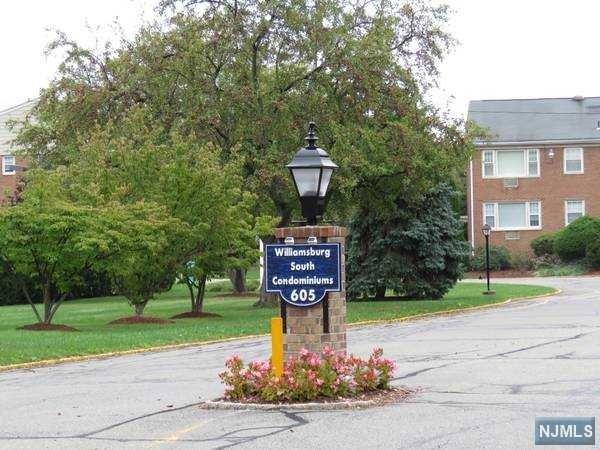 605 Grove Street - Photo 1