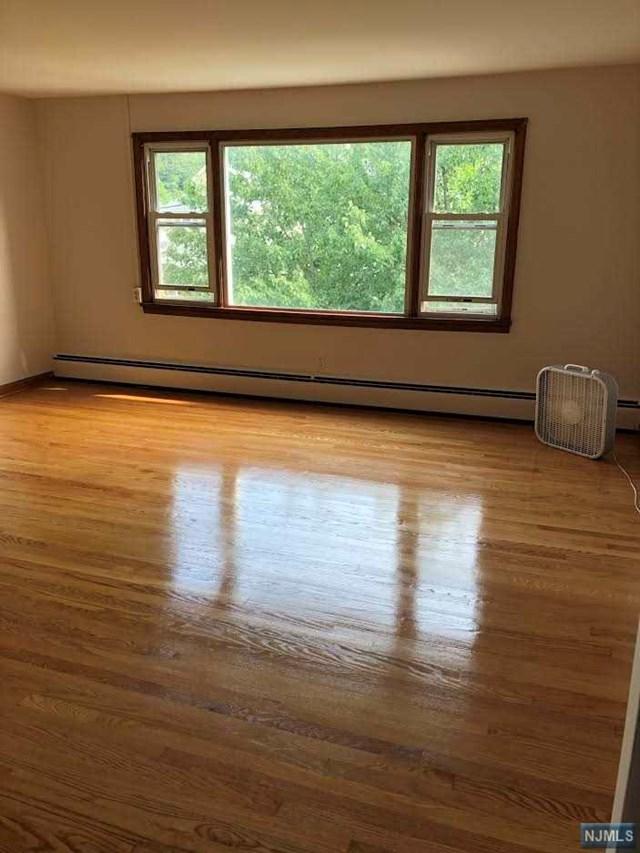 548 6th Avenue - Photo 1