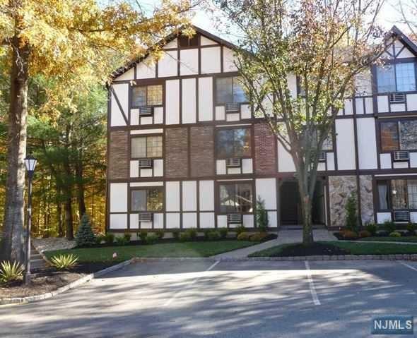 901 Thoreau Court - Photo 1