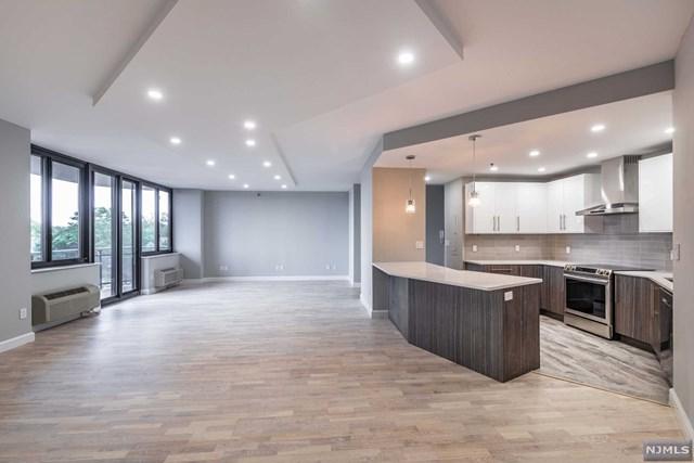 100 Winston Drive - Photo 1