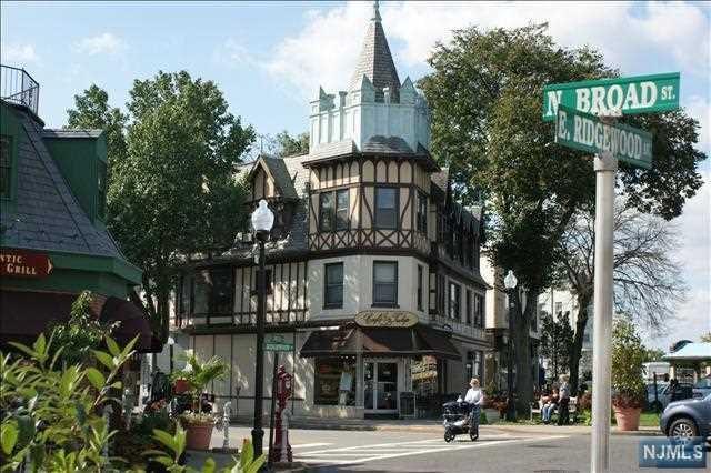 18 Broad Street - Photo 1