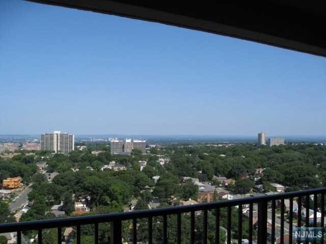 6 Horizon Road - Photo 1