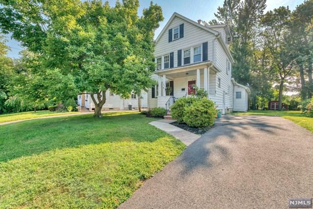 586 Center Avenue - Photo 1