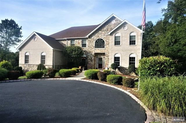 2 Lourdes Court - Photo 1
