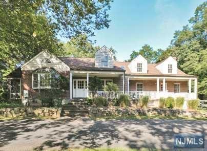 34 Rockleigh Road - Photo 1