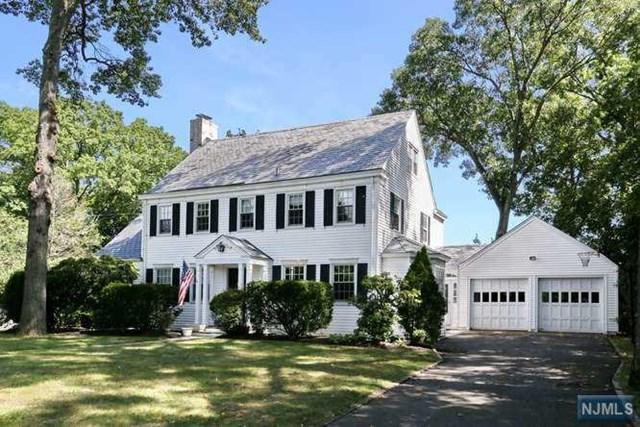 631 Lincoln Avenue - Photo 1