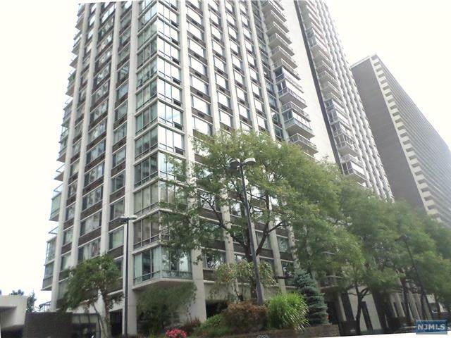 1600 Parker Avenue - Photo 1