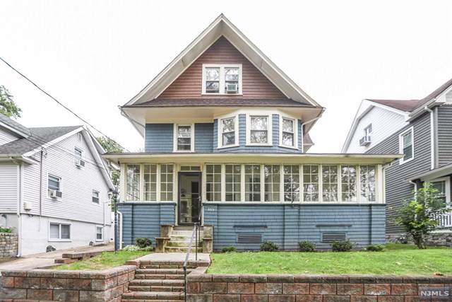 303 Carmita Avenue - Photo 1