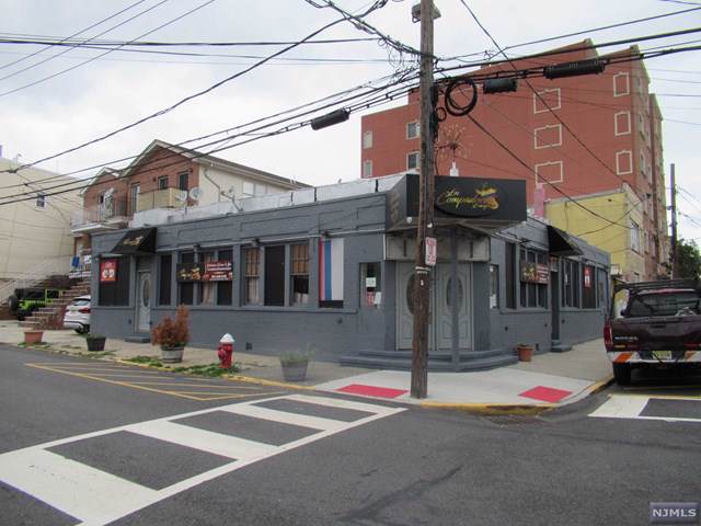 540 55th Street - Photo 1