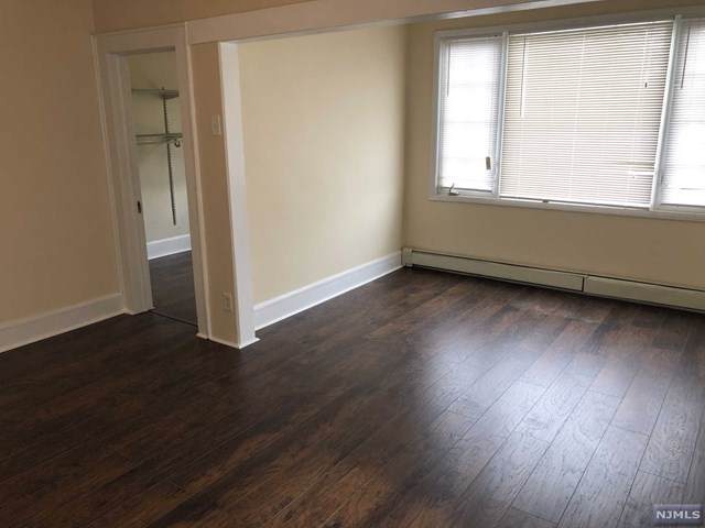 719 Forest Street - Photo 1