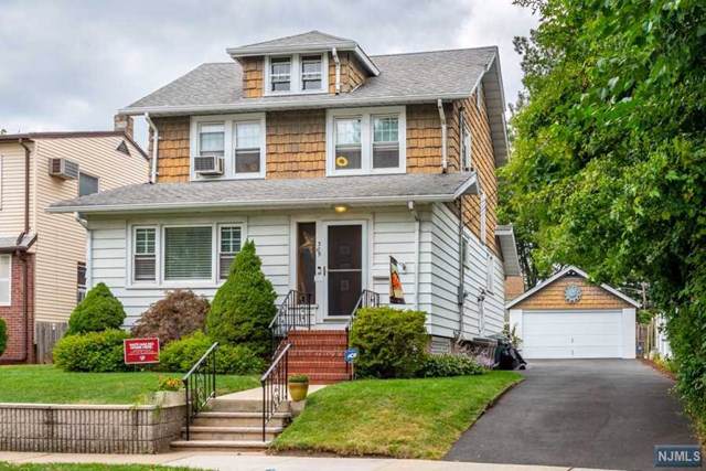 305 Farrant Terrace - Photo 1