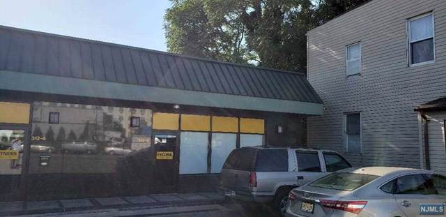 312-314 Bergen Boulevard - Photo 1