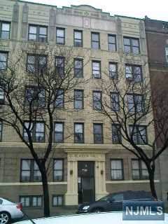 849 Boulevard East - Photo 1