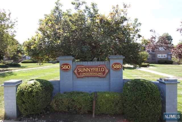 580 Bloomfield Avenue - Photo 1