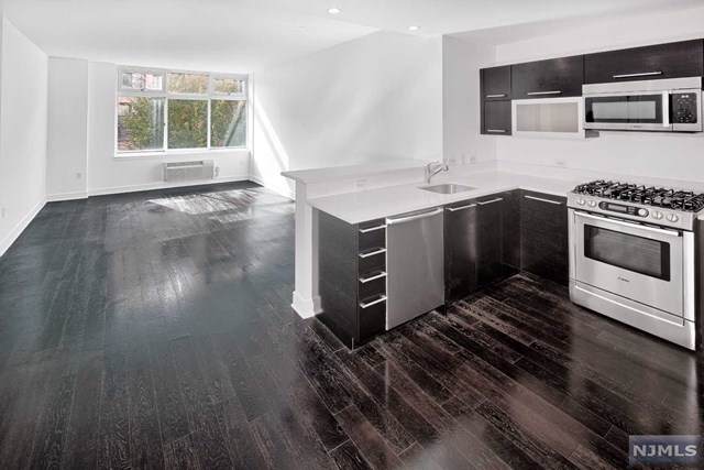 1450 Washington Street - Photo 1