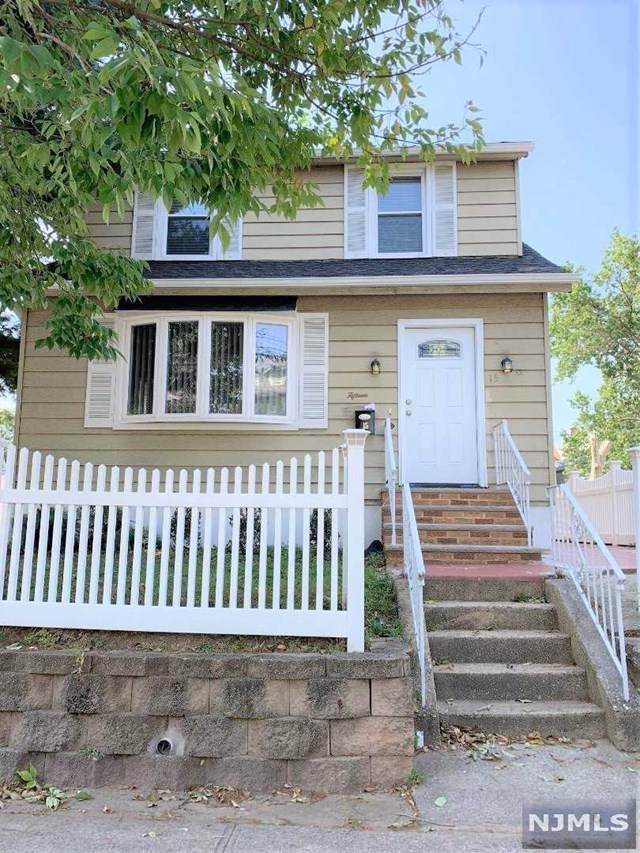 15 Hornblower Avenue - Photo 1