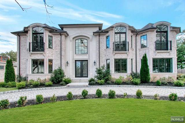 29 Laurie Drive - Photo 1