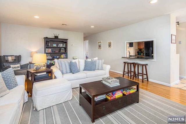 1001 Clinton Street - Photo 1