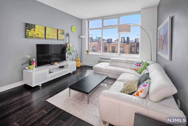 1450 Washington Street - Photo 1