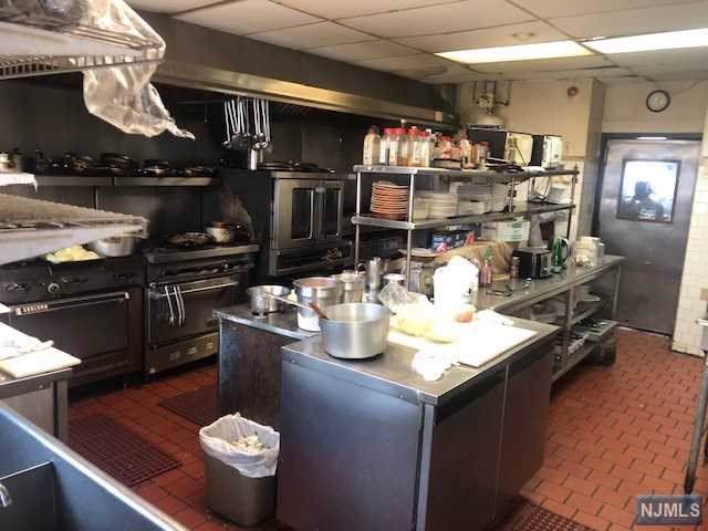 520 Anderson Avenue - Photo 1