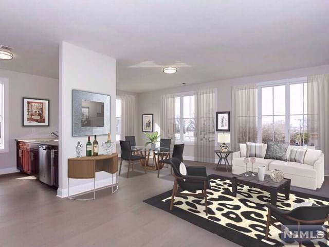 555 10th Street - Photo 1