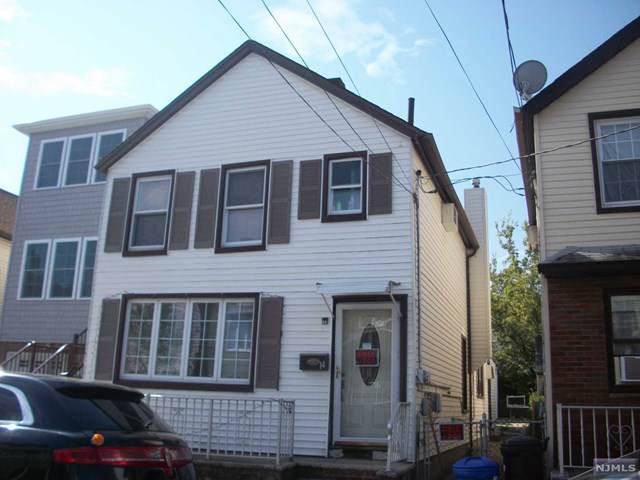 14 Silver Street - Photo 1