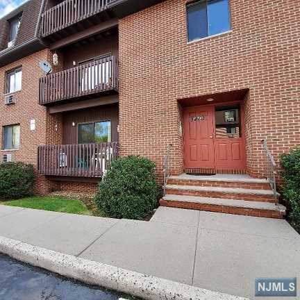 730 Mill Street - Photo 1