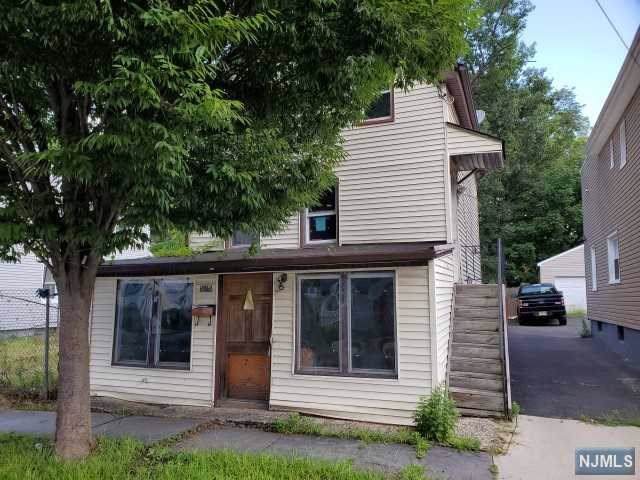 545 Beach Street - Photo 1