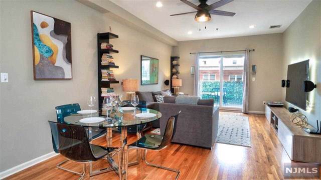 212 Madison Street - Photo 1