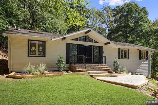545 Dorchester Drive - Photo 1