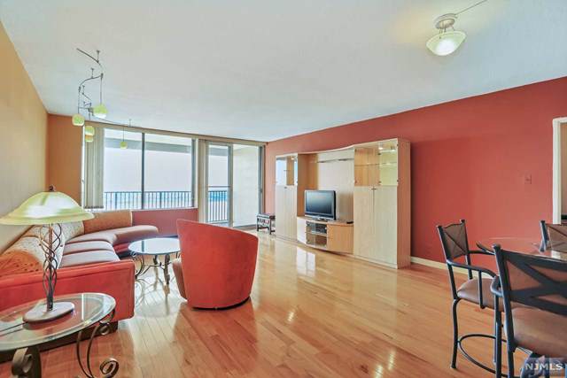 6 Horizon Road - Photo 1