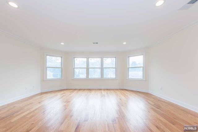55 Grandview Avenue - Photo 1
