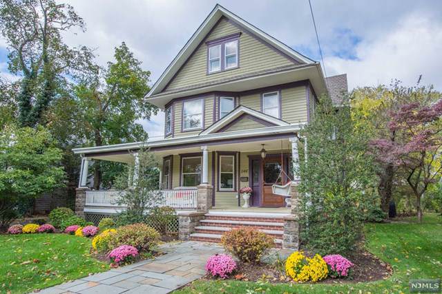 146 Van Dien Avenue - Photo 1