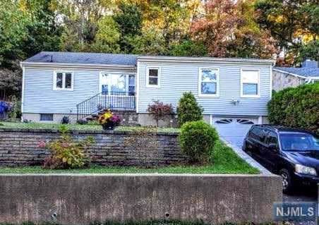 106 Watchung Drive - Photo 1