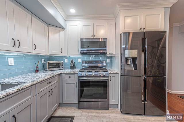 126 Monroe Street - Photo 1